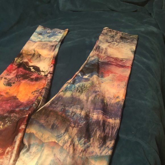 Onzie Capri low rise S/M - Picture 3 of 5